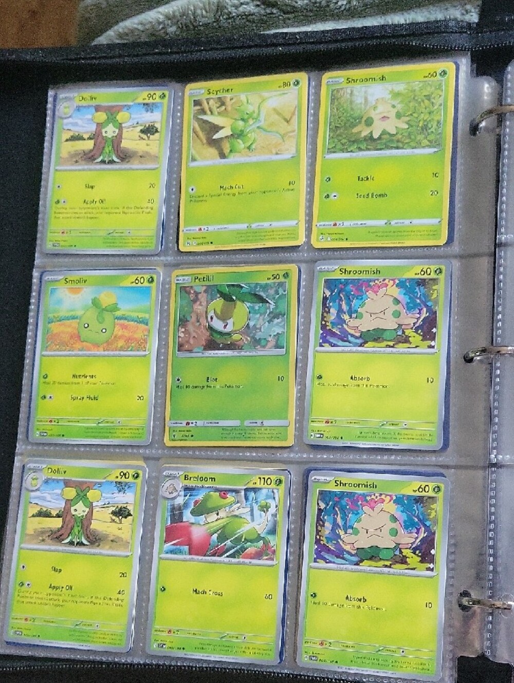 Pokémon Grass-Type Card Binder Page - Picture 6 of 7